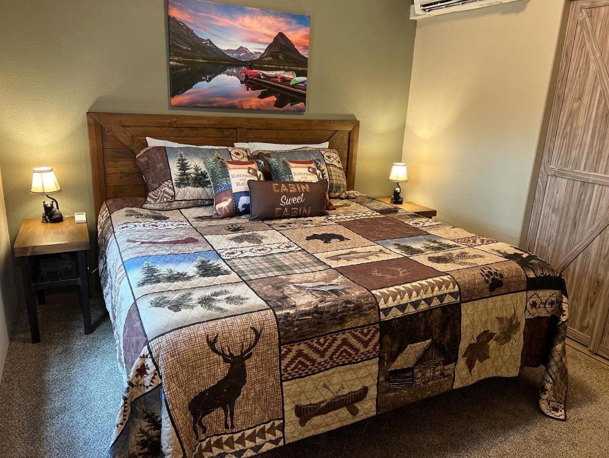 2 Bedroom Cabin Inside Glacier National Park West Glacier Extérieur photo